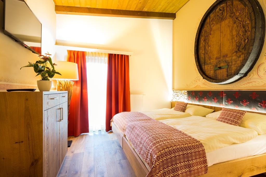 Hotel Schlof Guat Oberpullendorf Rum bild